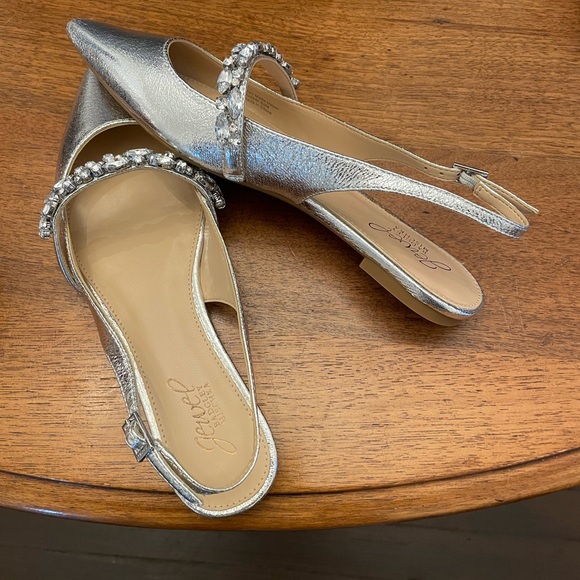 New Metallic jeweled flat slingbacks. - Picture 1 of 7